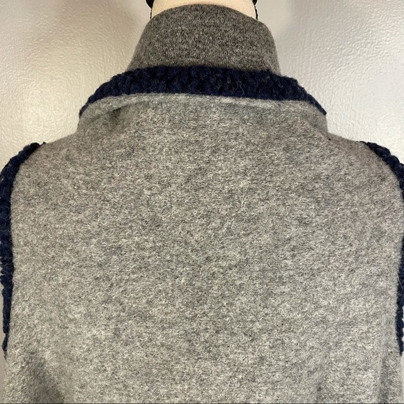 NWT Aris. A Wool Blend Circle Knit Design Open Front Sleeveless Sweater Duster - Picture 8 of 16